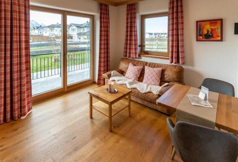 דירת חדר בקומת קרקע, Madlhof