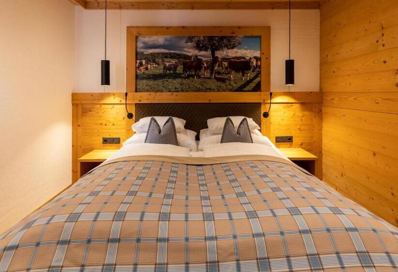 דירת שני חדרים, Madlhof