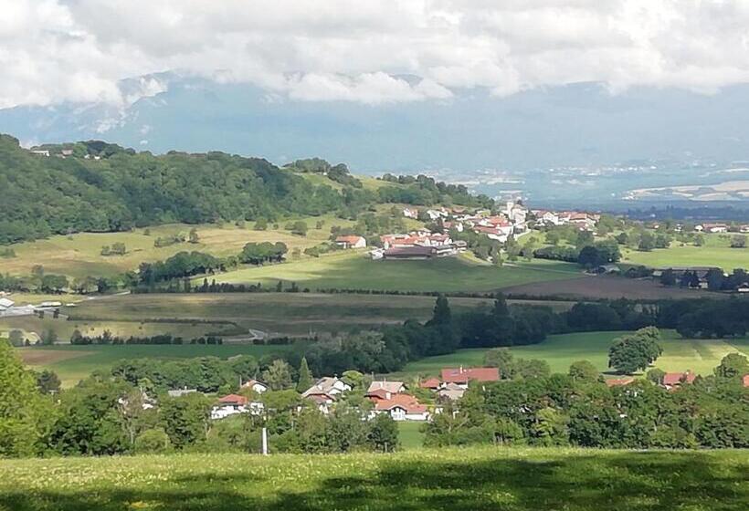 غرفة قياسية ثلاثية, Chambre Dans Maison Campagnarde