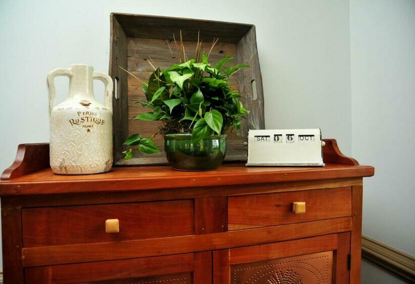 1ベッドルームハウス, Hunter Ridge Estate