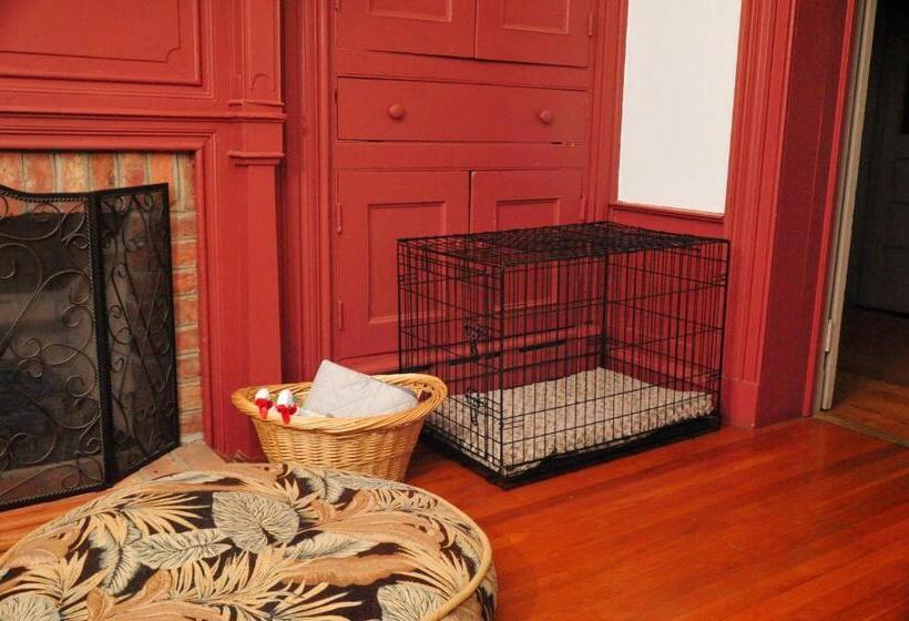 1ベッドルームハウス, Hunter Ridge Estate