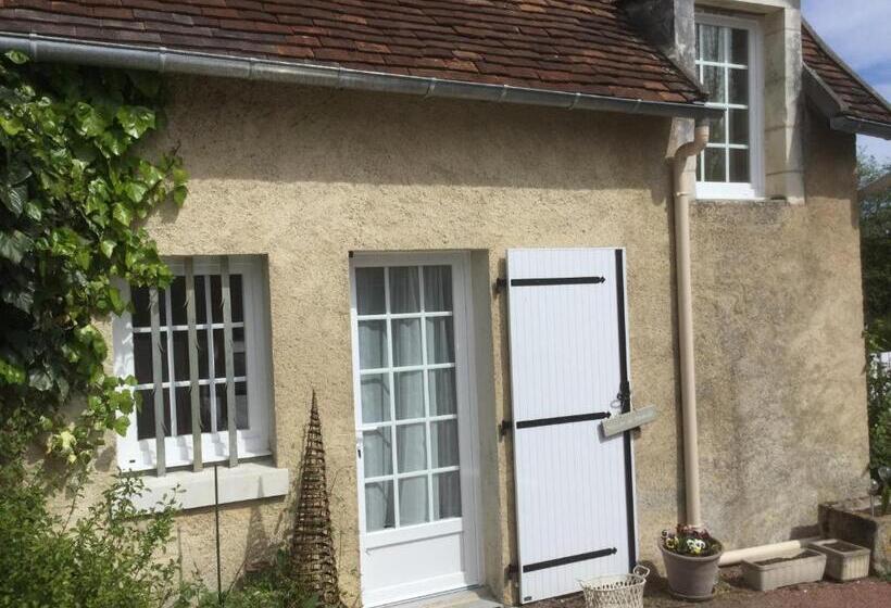 Standard room with outdoor bath, La Petite Jucherie