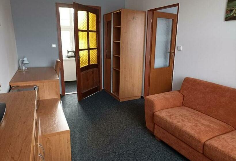 ファミリールーム, Penzion A Restaurace Bělecký Mlýn