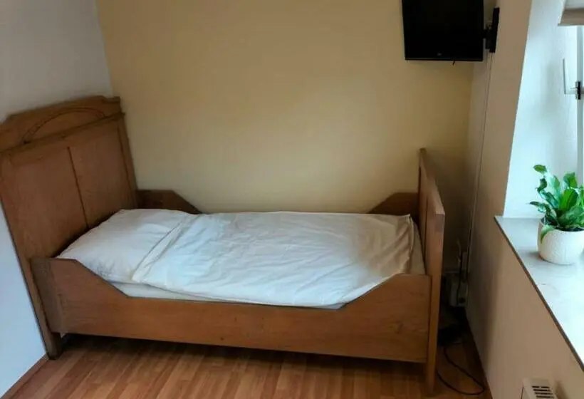 Economy Yhden Hengen Huone, Bremer Handelshaus Fremdenzimmer