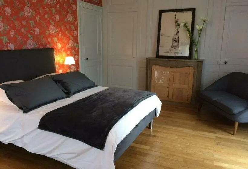 Standard-huone Parveke, Chambres D’hôtes Les Mouillères