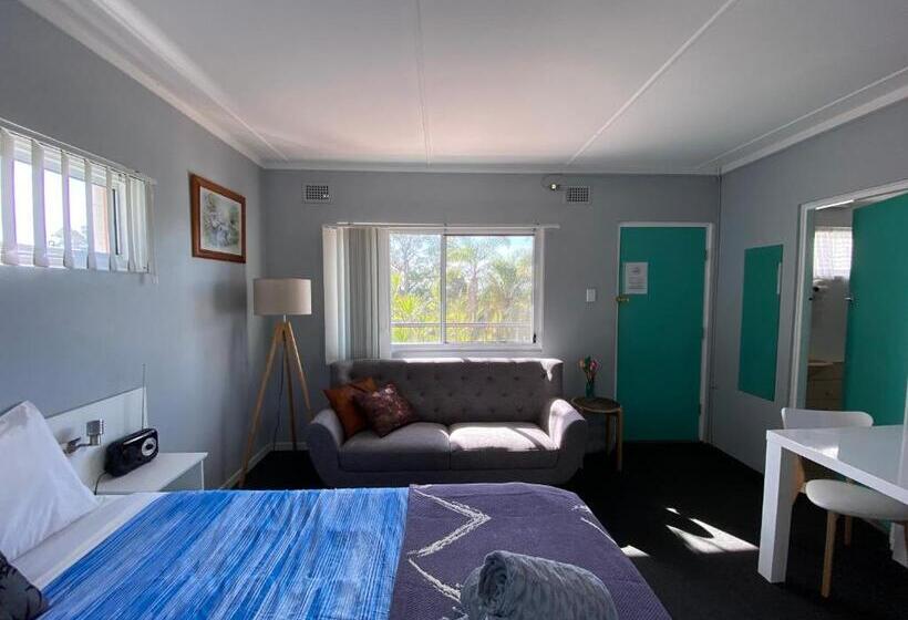 Номер Deluxe, Dukes Plantation Retro Motel