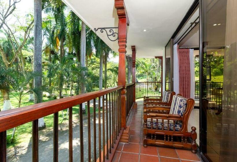 סוויטה, Casa Campestre El Danubio