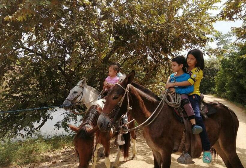 סוויטה עם בריכה, Finca Ecoturistica Los Jagueyes