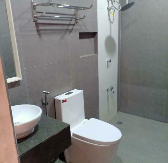 اتاق استاندارد, La Gensol Plaza