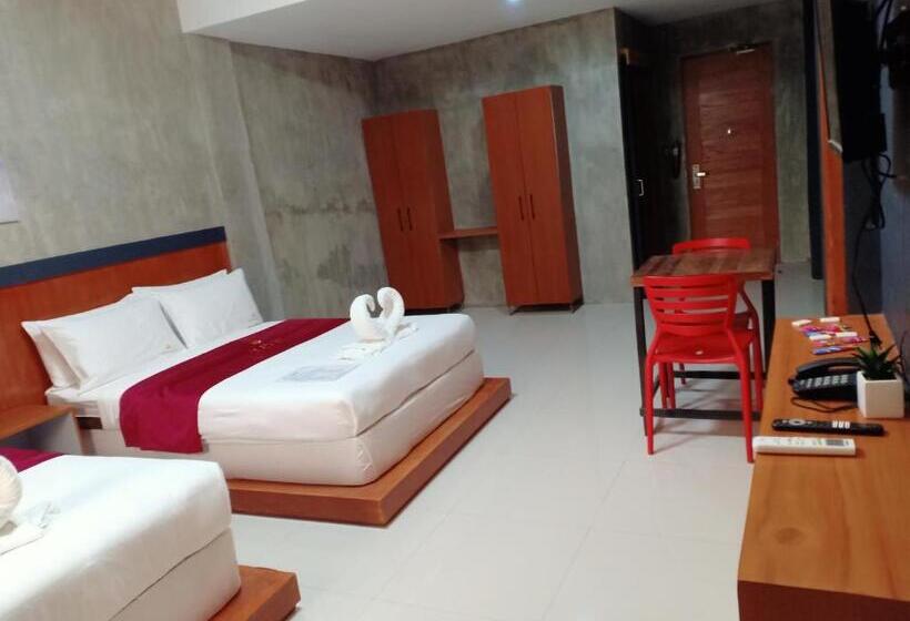 اتاق لوکس, La Gensol Plaza