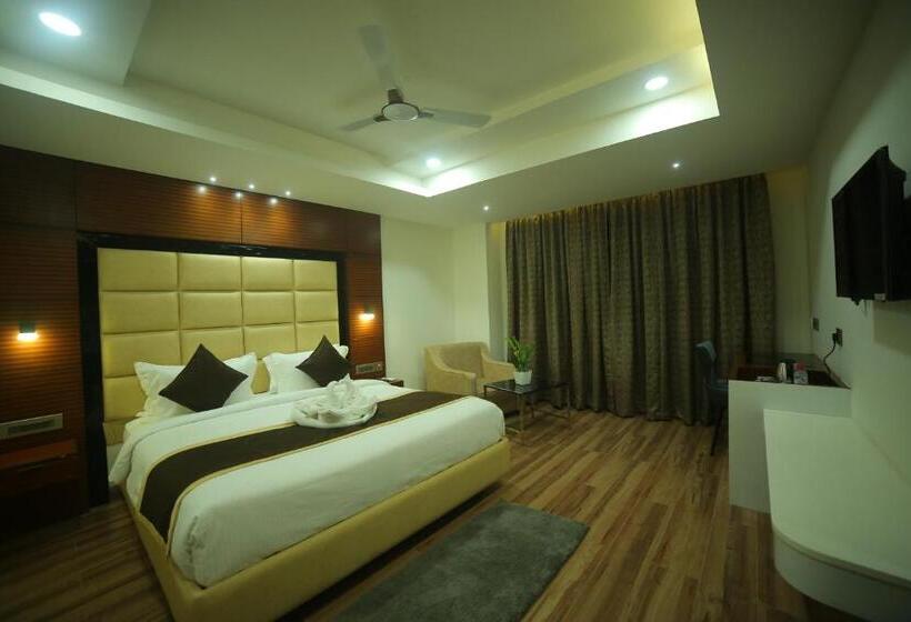 غرفة قياسية, Sree Fortune Grand, Tadepalli