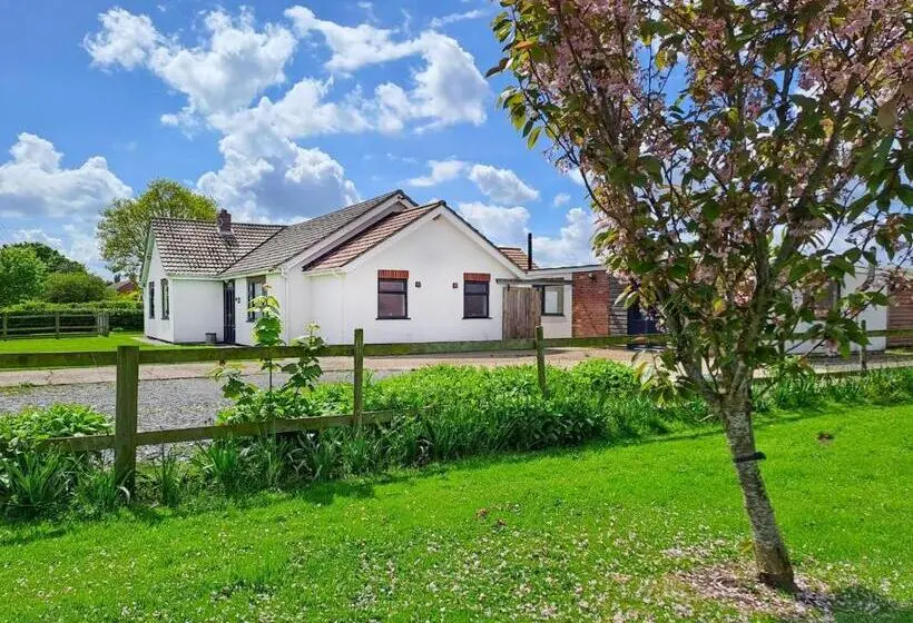 ３ベッドルームハウス, Helsey Farm Cottages