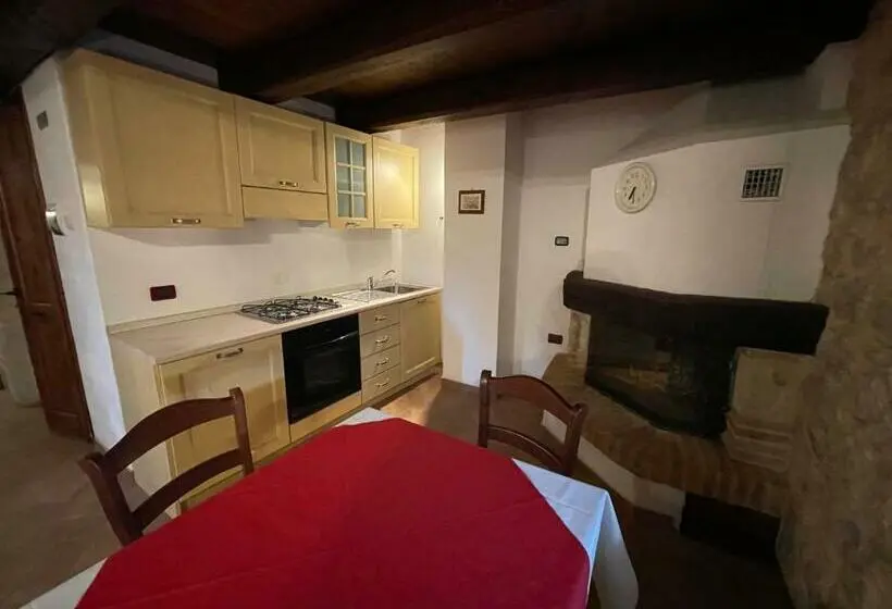 اتاق دوبلکس, Agriturismo Antico Castagno