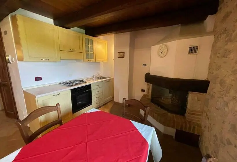اتاق دوبلکس, Agriturismo Antico Castagno