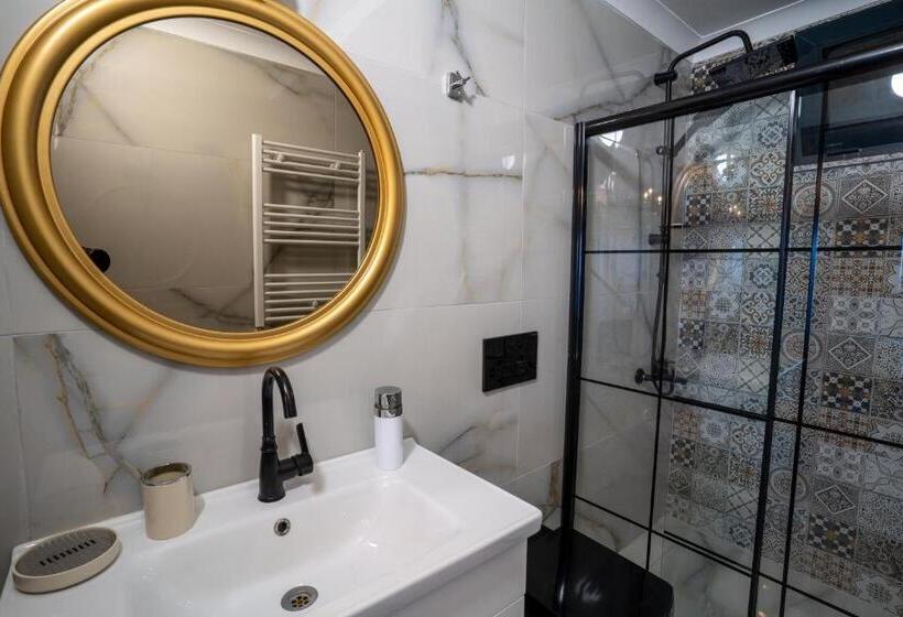 וילת חדר שינה 1, נוף לגינה, Poison Garden Sui̇te