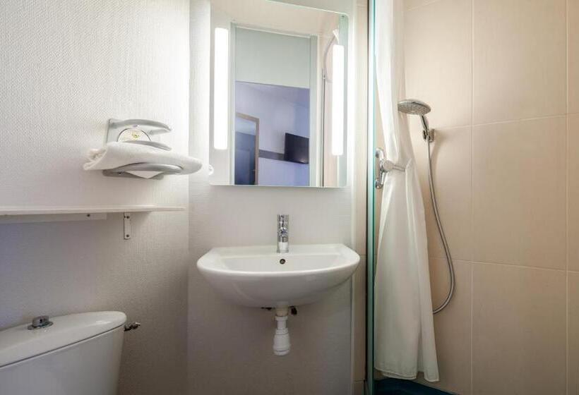 غرفة قياسية رباعية, B&b Hotel Noisy Le Grand