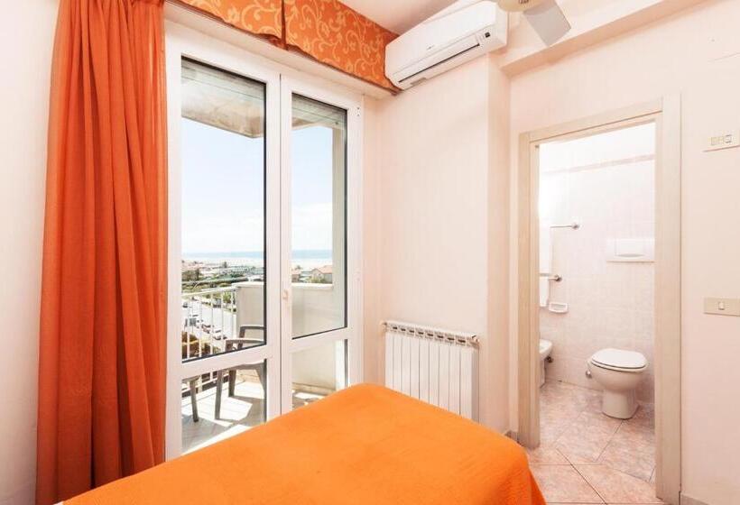 Standard Room, Ambasciatori