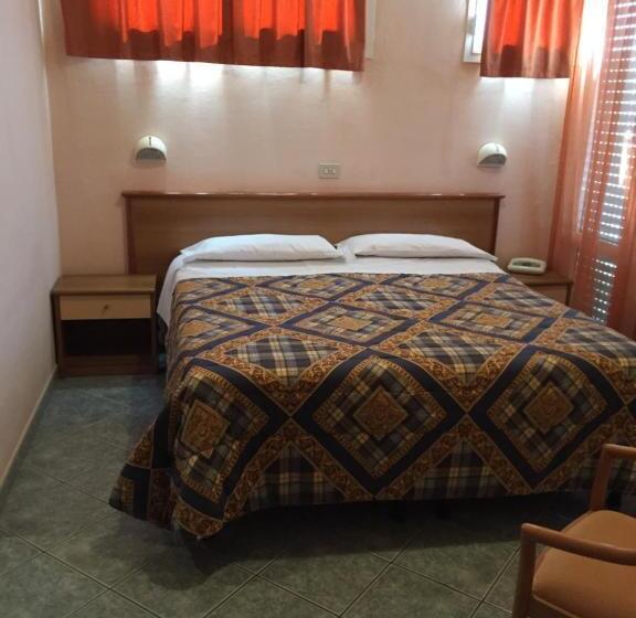 Standard Room, Ambasciatori