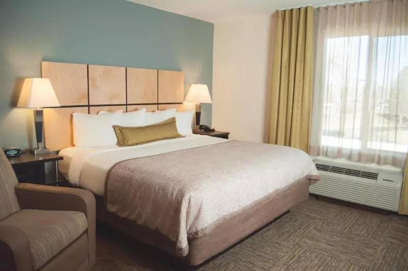 キングサイズベッドのスイートルーム, Candlewood Suites Fort Collins, An Ihg
