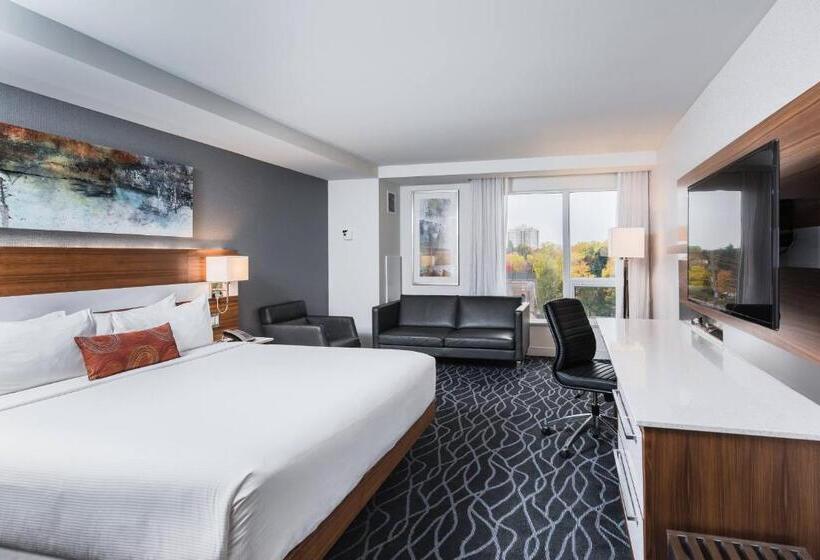 غرفة قياسية سرير كينج, Delta Hotels By Marriott Waterloo