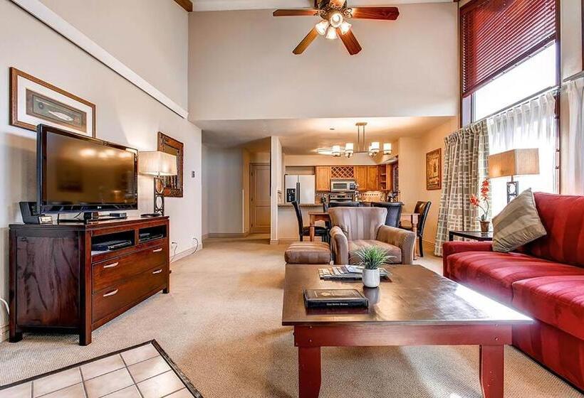 2ベッドルームアパートメント, Falcon Point