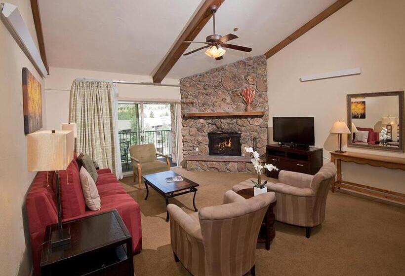 3ベッドルームアパートメント, Falcon Point