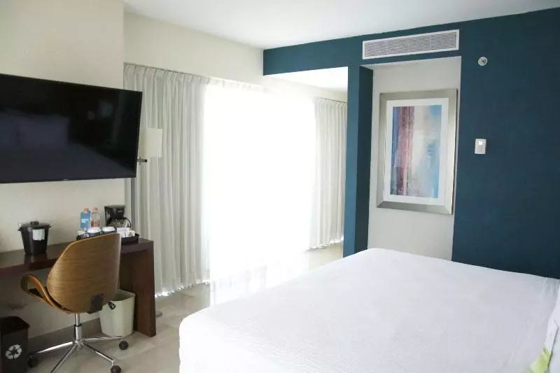 キングサイズベッドのスタンダードルーム, Four Points By Sheraton Veracruz