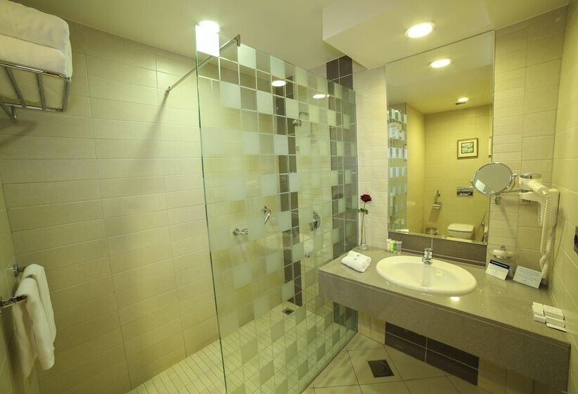 带2个卧室的套房, Golden Tulip Hotel Buraidah Al Qassim