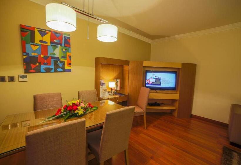 套房, Golden Tulip Hotel Buraidah Al Qassim