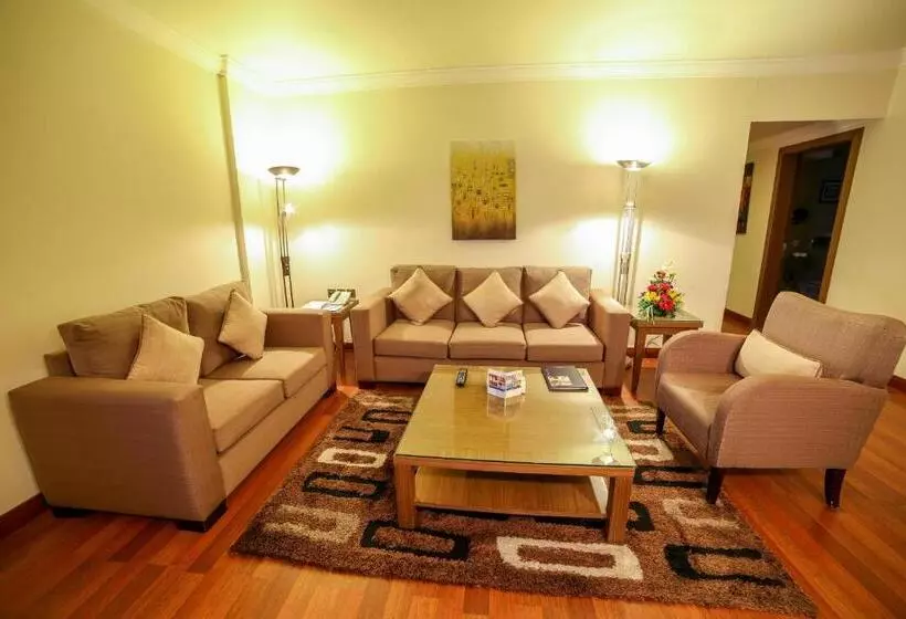 سوئیت 2 خوابه, Golden Tulip Hotel Buraidah Al Qassim