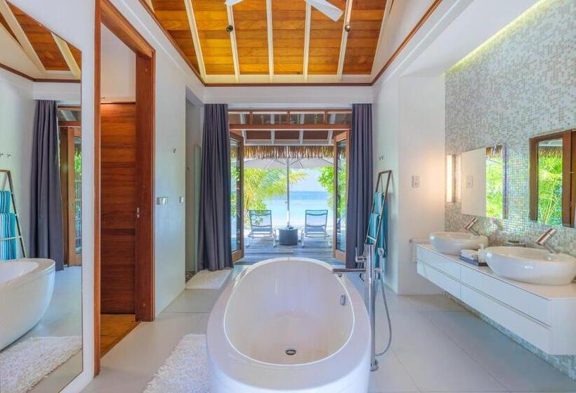 ویلای یک اتاق خوابه با استخر شنا, Kandolhu Maldives