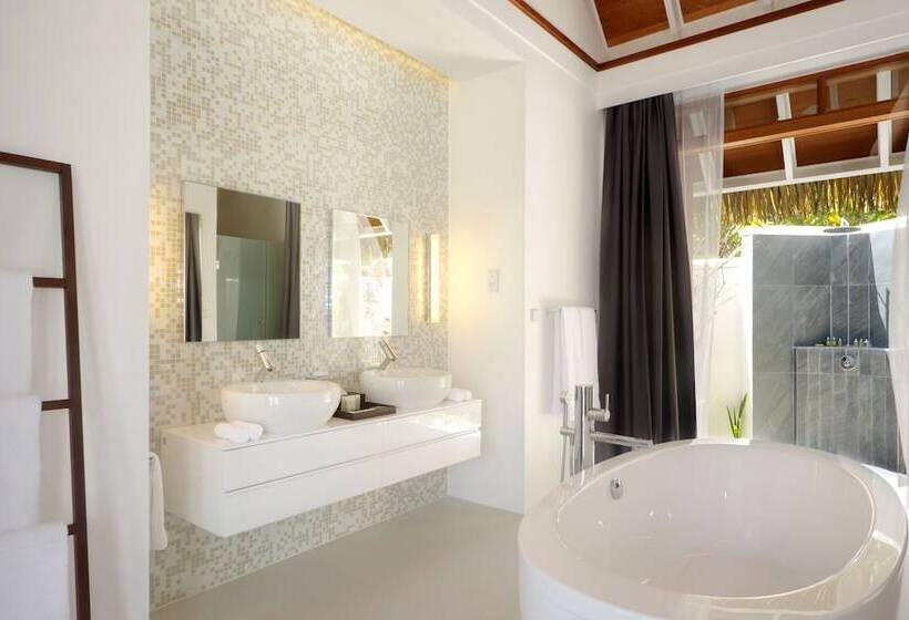 ویلای یک اتاق خوابه با استخر شنا, Kandolhu Maldives