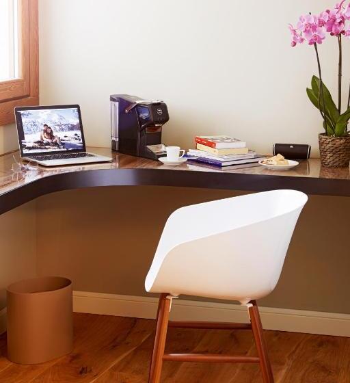 غرفة ديلوكس سرير كينج, Montana Lodge & Spa, By R Collection Hotels