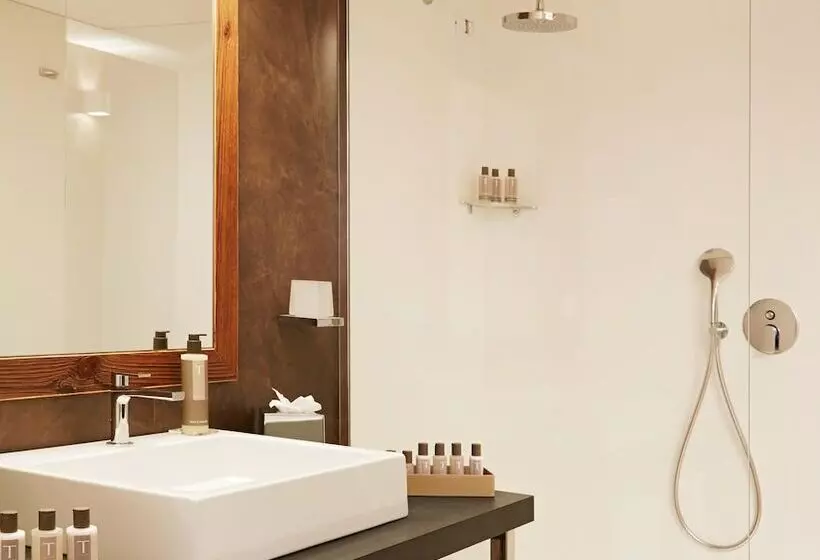 اتاق لوکس, Montana Lodge & Spa, By R Collection Hotels