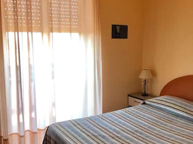 エコノミールーム, Scala Greca