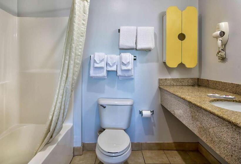 חדר דלוקס, Studio 6sulphur, La