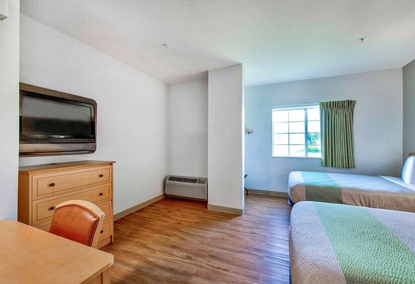 Номер Deluxe, Studio 6sulphur, La