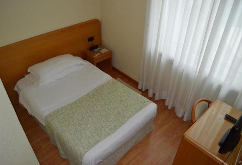 标准单人间, Villa Ida