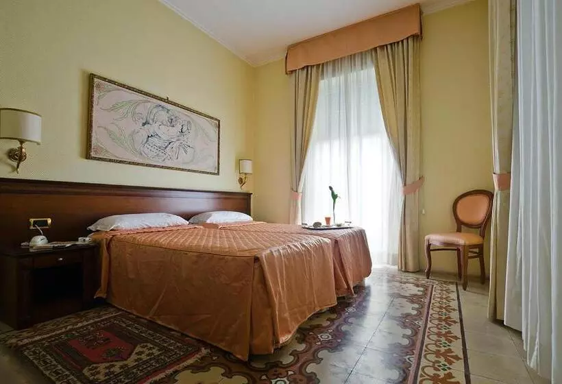 コンフォートルーム, Villa Ida