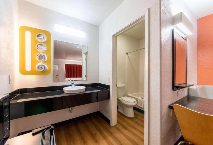 חדר סטנדרט עם מיטת קינג, Motel 6 Seguin Tx