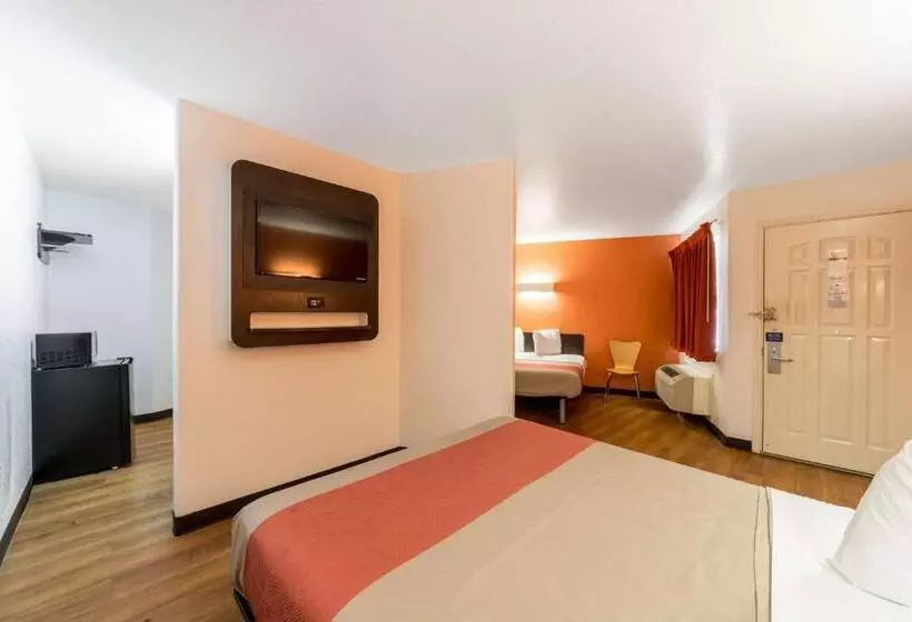 身障者適用スタンダードルーム, Motel 6 Seguin Tx