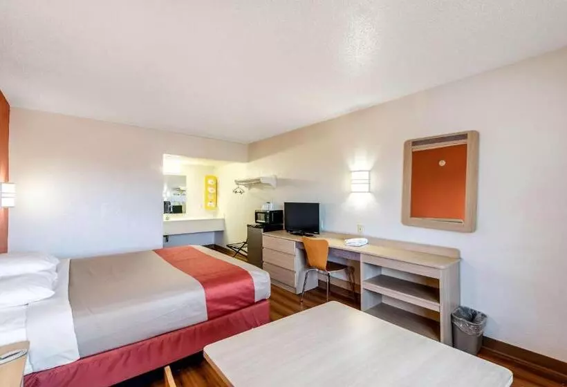 キングサイズベッドのスタンダードルーム, Motel 6 Anniston, Al