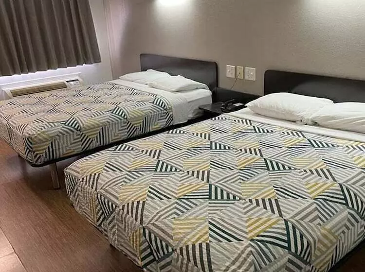 ２ダブルベッドのスタンダードルーム, Motel 6 Wichita Falls, Tx  North