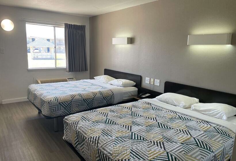 带2个双人床的标准工作室, Motel 6 Wichita Falls, Tx North