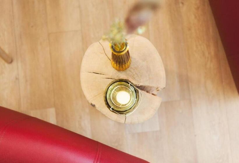 주니어 스위트, Weinhotel Kaisergarten