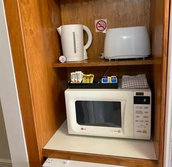 スタンダードルーム, Cosmopolitan Motel & Serviced Apartments