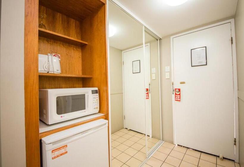 패밀리 룸, Cosmopolitan Motel & Serviced Apartments