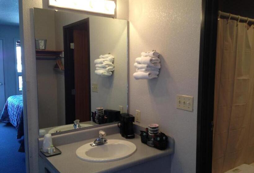 جناح, Absaroka Lodge