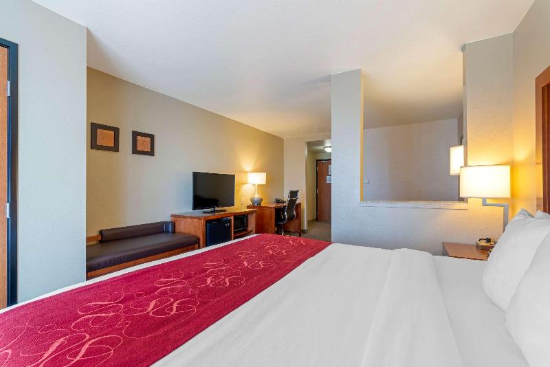 스위트 킹사이즈 침대, Comfort Suites Redding  Shasta Lake