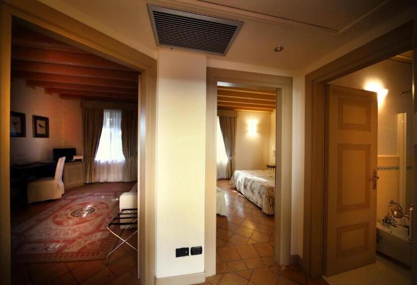 جناح جونيور, Romantik Hotel Relais Mirabella Iseo